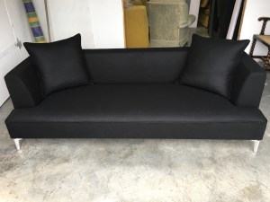 Ligne Roset Stricto Sensu