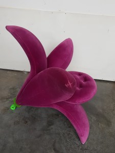 Edra Getsuen side view